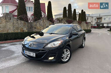 Седан Mazda 3 2010 в Могилев-Подольске