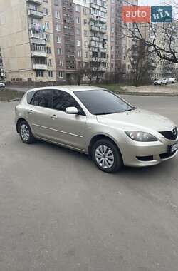 Хетчбек Mazda 3 2004 в Новомосковську