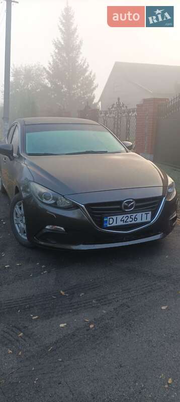 Седан Mazda 3 2015 в Першотравенську