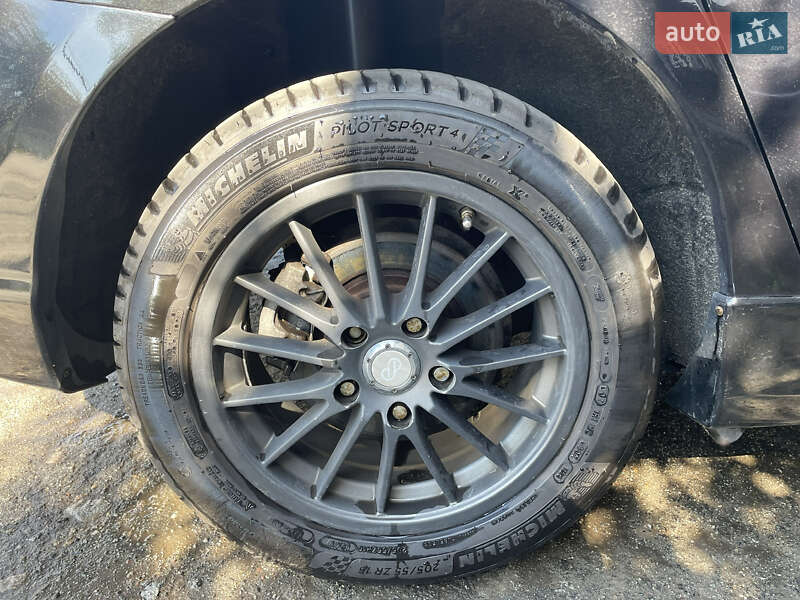 Седан Mazda 3 2008 в Боярке