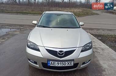 Седан Mazda 3 2007 в Синельниковому