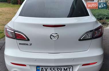 Седан Mazda 3 2012 в Кременчуге