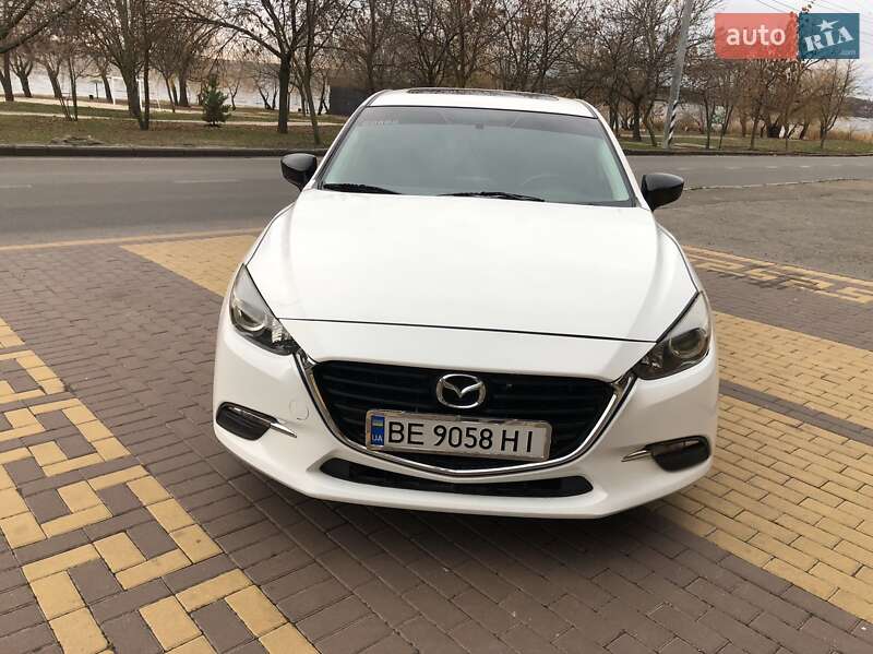Седан Mazda 3 2015 в Одесі