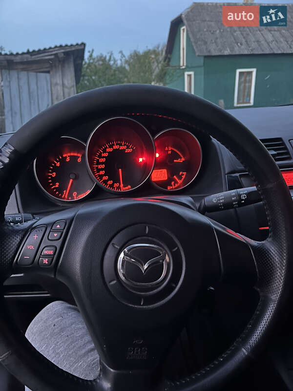 Хэтчбек Mazda 3 2004 в Шептицькому