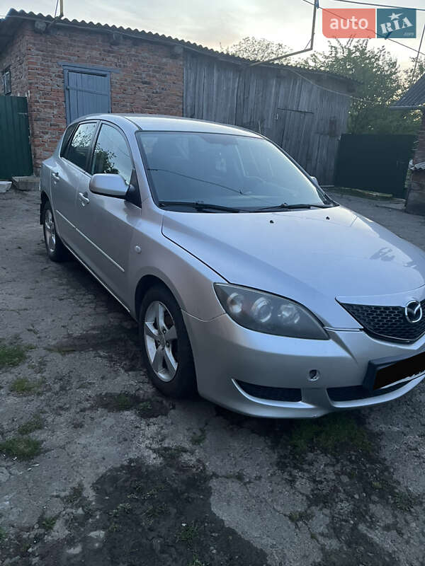 Хетчбек Mazda 3 2004 в Шептицькому