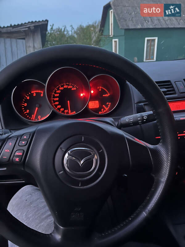 Хэтчбек Mazda 3 2004 в Шептицькому