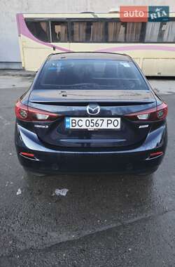 Седан Mazda 3 2014 в Львові