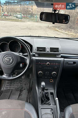 Седан Mazda 3 2003 в Запоріжжі