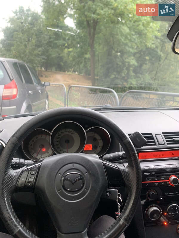 Хэтчбек Mazda 3 2008 в Львове