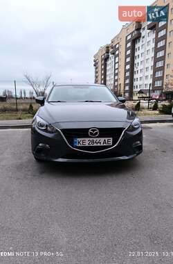 Седан Mazda 3 2016 в Дніпрі