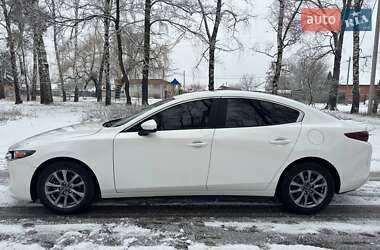 Седан Mazda 3 2022 в Охтирці