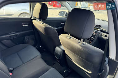 Хэтчбек Mazda 3 2005 в 