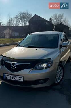 Хетчбек Mazda 3 2008 в Чернівцях