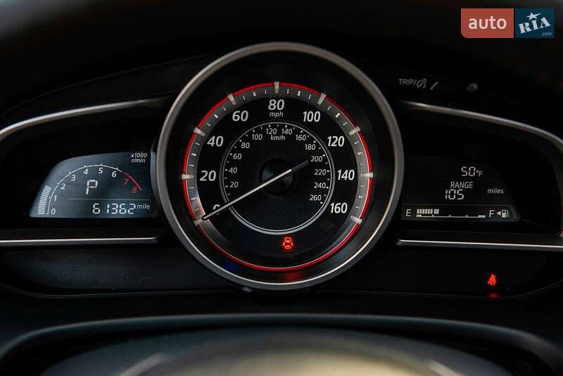 Седан Mazda 3 2016 в Львове