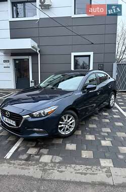 Седан Mazda 3 2017 в Черкасах