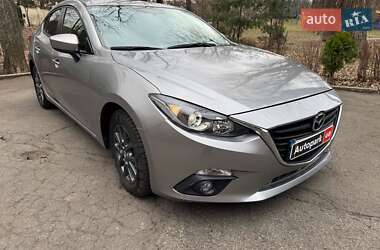 Седан Mazda 3 2014 в Києві