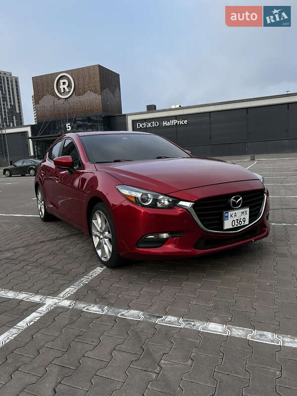 Хэтчбек Mazda 3 2016 в 