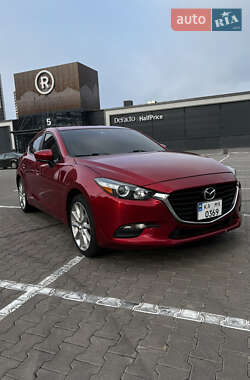 Хэтчбек Mazda 3 2016 в 