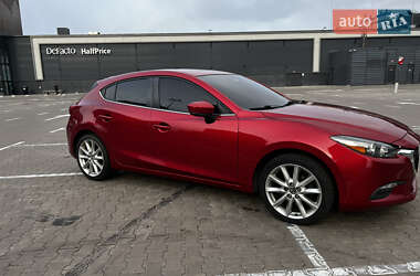 Хэтчбек Mazda 3 2016 в 