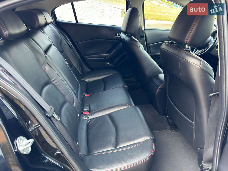 Хэтчбек Mazda 3 2014 в Харькове