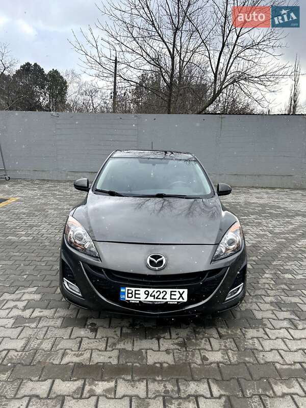 Хэтчбек Mazda 3 2010 в Николаеве