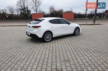 Хэтчбек Mazda 3 2022 в Дрогобыче