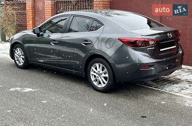 Седан Mazda 3 2017 в Києві