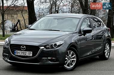 Хэтчбек Mazda 3 2016 в Одессе