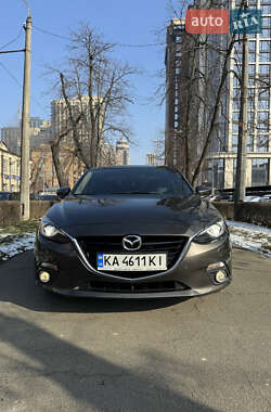 Седан Mazda 3 2014 в Киеве