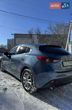 Хэтчбек Mazda 3 2016 в Чернигове