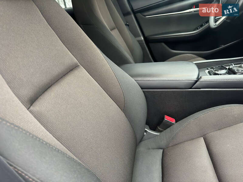 Седан Mazda 3 2022 в Сумах