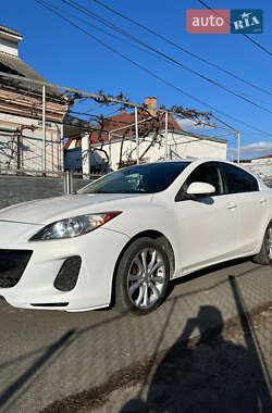 Седан Mazda 3 2011 в Днепре