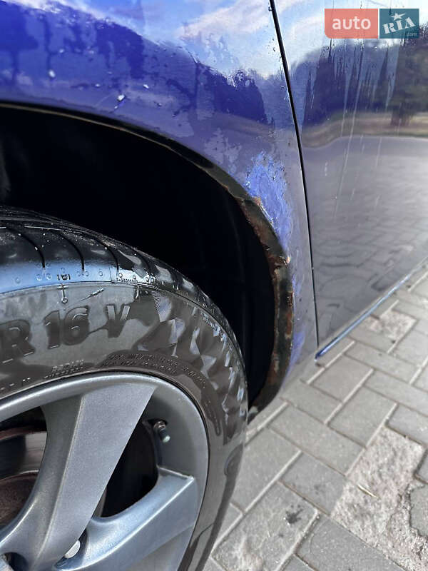 Хэтчбек Mazda 3 2004 в Кривом Роге