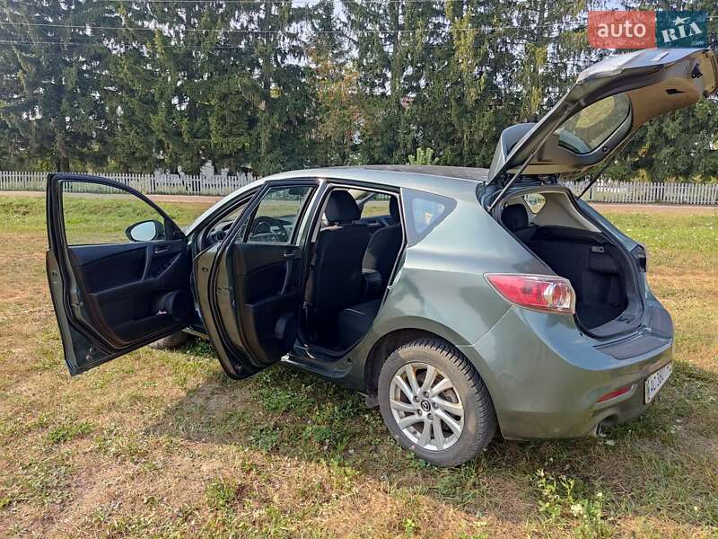 Хэтчбек Mazda 3 2012 в Ратным фото 2 Хэтчбек Mazda 3 2012 в Ратным