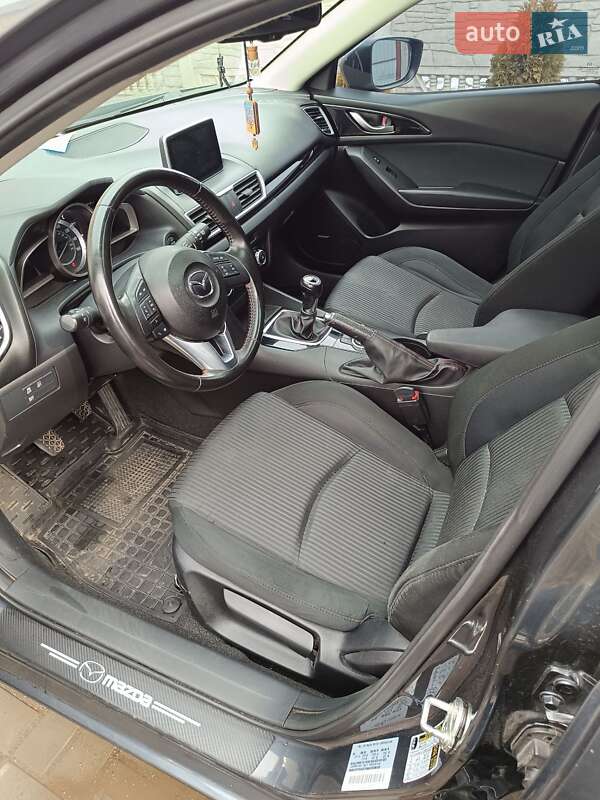 Хетчбек Mazda 3 2016 в Запоріжжі