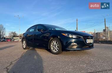 Хэтчбек Mazda 3 2016 в 