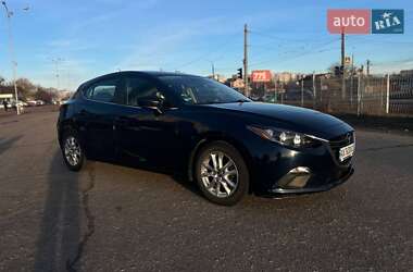 Хэтчбек Mazda 3 2016 в 