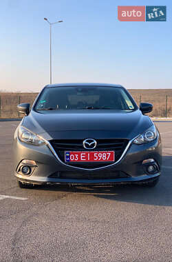 Хэтчбек Mazda 3 2013 в Ровно