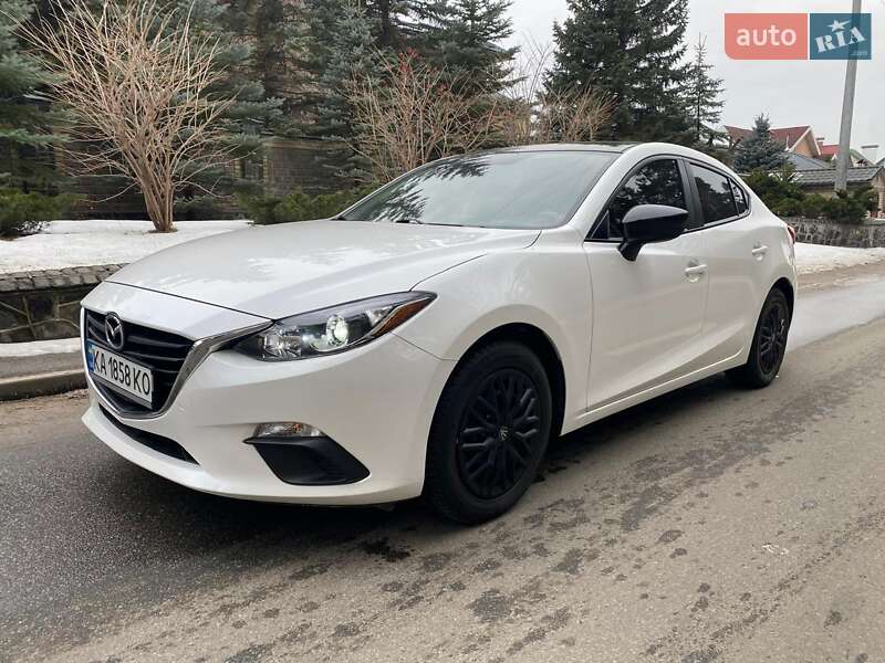 Седан Mazda 3 2016 в Києві