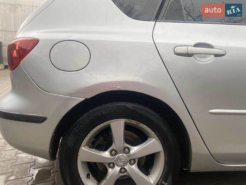 Хэтчбек Mazda 3 2003 в Кутах