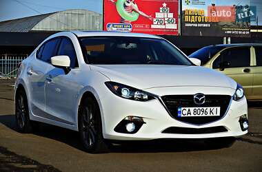 Седан Mazda 3 2015 в Черкассах