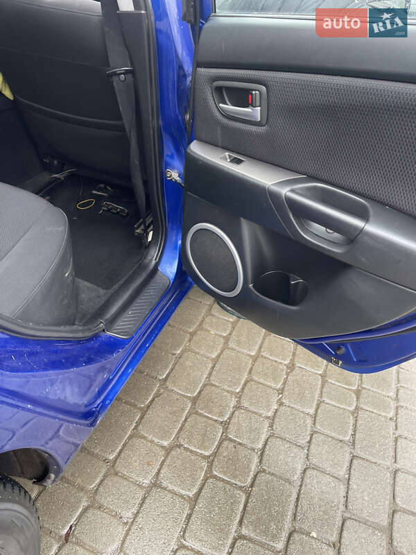 Хэтчбек Mazda 3 2006 в Ивано-Франковске