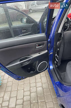 Хетчбек Mazda 3 2006 в Івано-Франківську