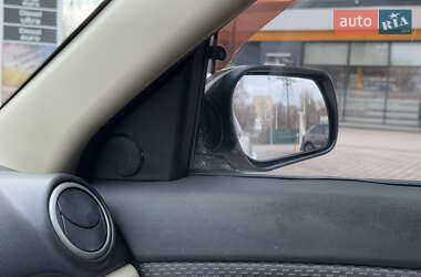 Седан Mazda 3 2004 в 