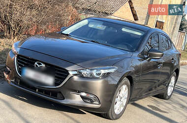 Седан Mazda 3 2017 в Киеве