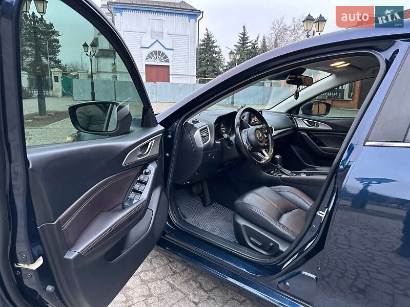 Седан Mazda 3 2016 в Новомосковске фото 12 Седан Mazda 3 2016 в Новомосковске