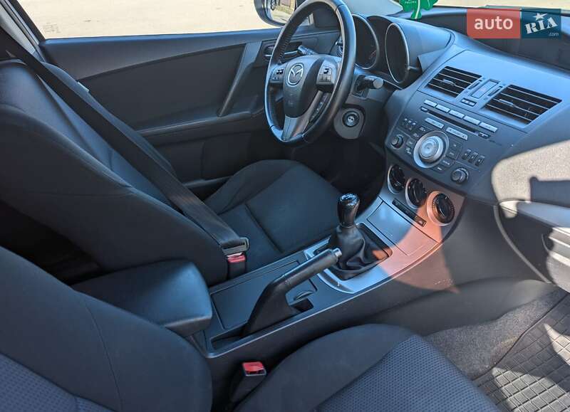 Хэтчбек Mazda 3 2009 в Луцке фото 6 Хэтчбек Mazda 3 2009 в Луцке