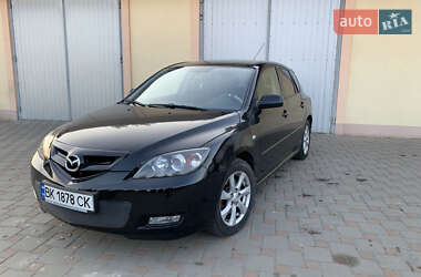 Хэтчбек Mazda 3 2007 в Сарнах