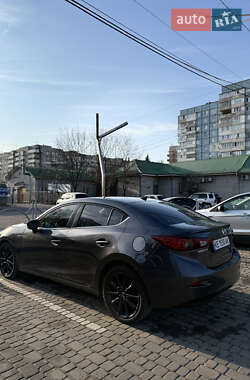 Седан Mazda 3 2018 в Днепре