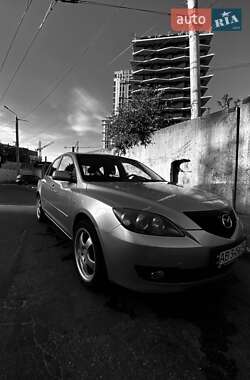 Хэтчбек Mazda 3 2008 в 